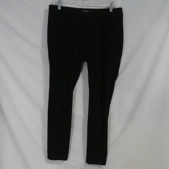 OLD NAVY | 10 Regular | Black Pixie Mid-Rise Pants - Picture 1 of 16